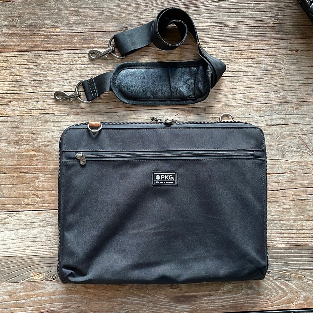 PKG Wellington Accordion Messenger Bag from Pottery barn